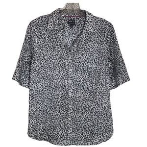 Talbots Short Sleeve Collared Button Front Wrinkle Resistant Animal Print Blouse